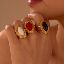 耳环;项链;手链