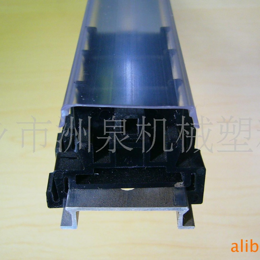 供应pvc灯罩包装管挤出塑料条PVC透明卡槽卡条保护盖耐高温耐腐蚀