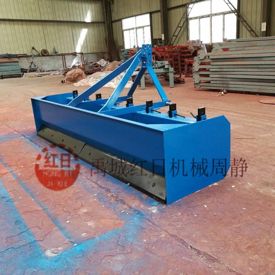 土地整平机   液压平地机厂家   农业机械箱式平地机   平地机