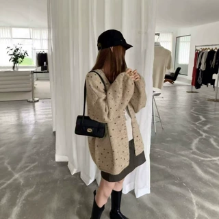 复古波点灯笼袖针织开衫女秋冬新款显瘦厚毛衣外套小个子高级感