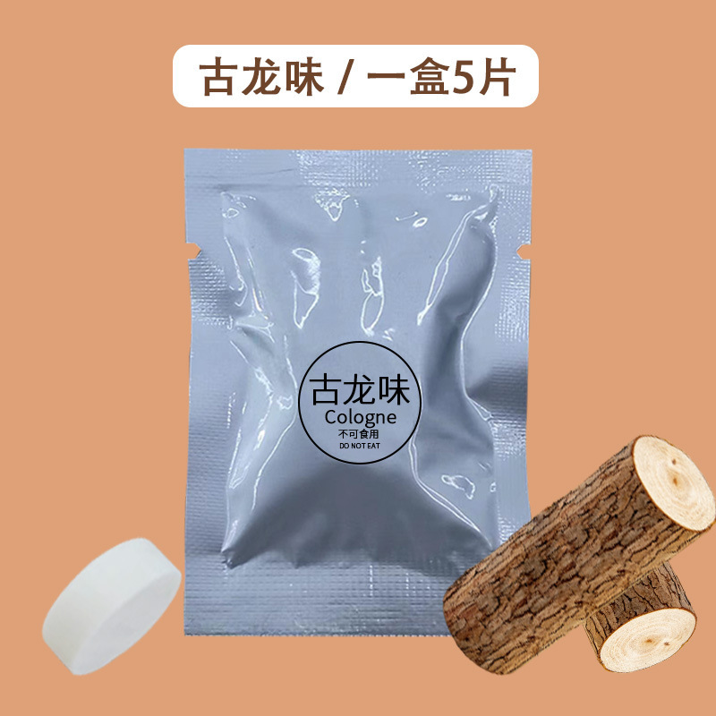 Stitch muñeca avión pequeño aromaterapia de coche aire acondicionado salida de aire clip de perfume perfume de coche decoración de coche