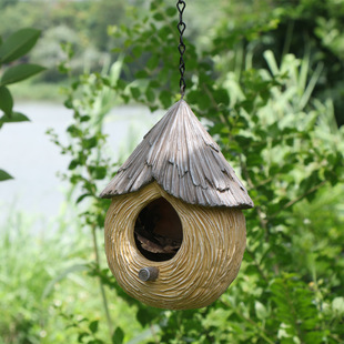 Courtyard Garden Decoration Imitation Wood Outdoor Bird House Winter Warm Bird Nest Hanging Nest Resin Crafts Ornaments
