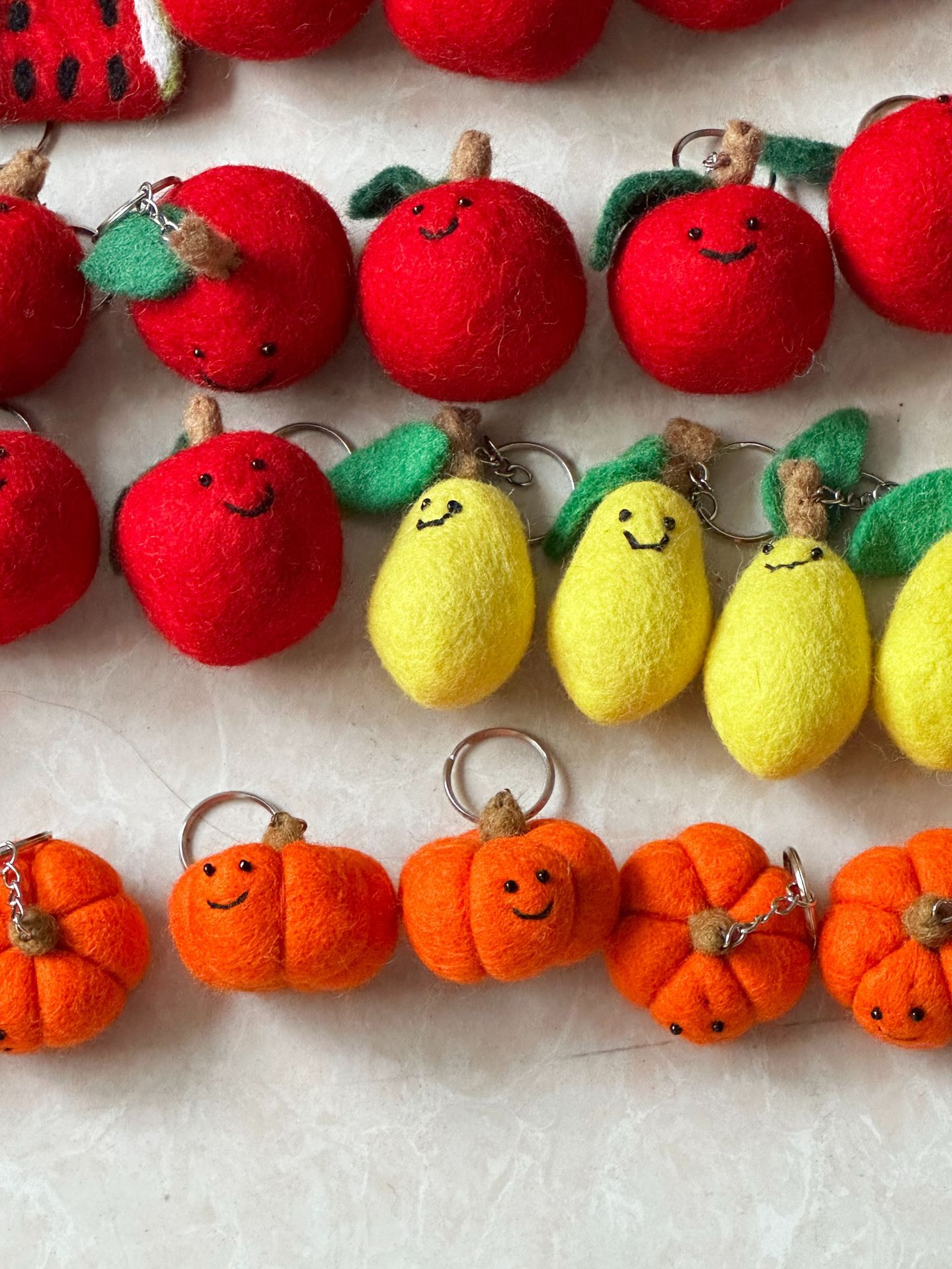 100g Weight Bag Pendant, Keychain Classification 1 Piece Quantity Holiday, Daily Occasion wool felt Material Fruit, Vegetable Pattern Cute Style 1 Piece Cute Fruit Vegetable Wool Felt Bag Pendant Keychain 18