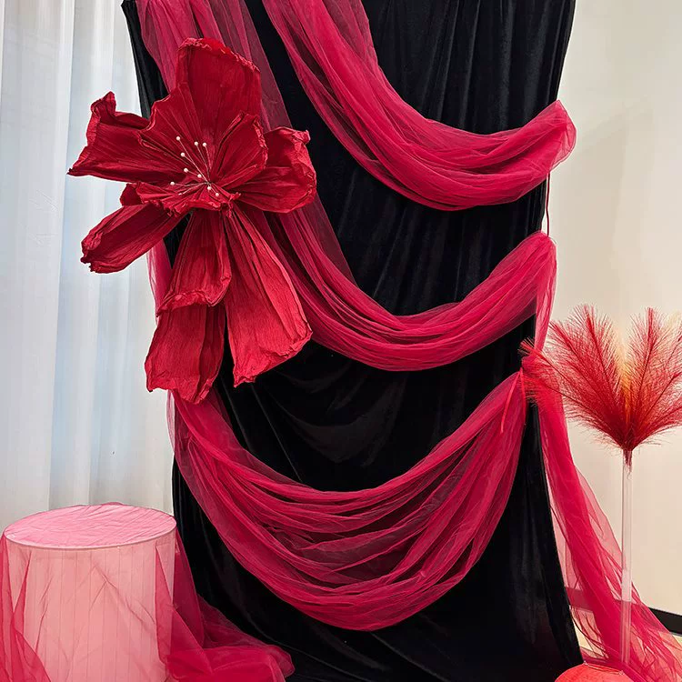 Китайская красная розовая марлевая занавеска на черном фоне, бархатный плиссированный кайт, цветок, тростниковый халат, фото, свадебная комната
