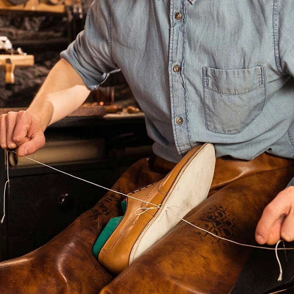 300M-Leather-Sewing-Waxed-Thre