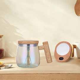 1个 规格：款式：彩色杯子 颜色：图片色 材质：玻璃 自动搅拌杯