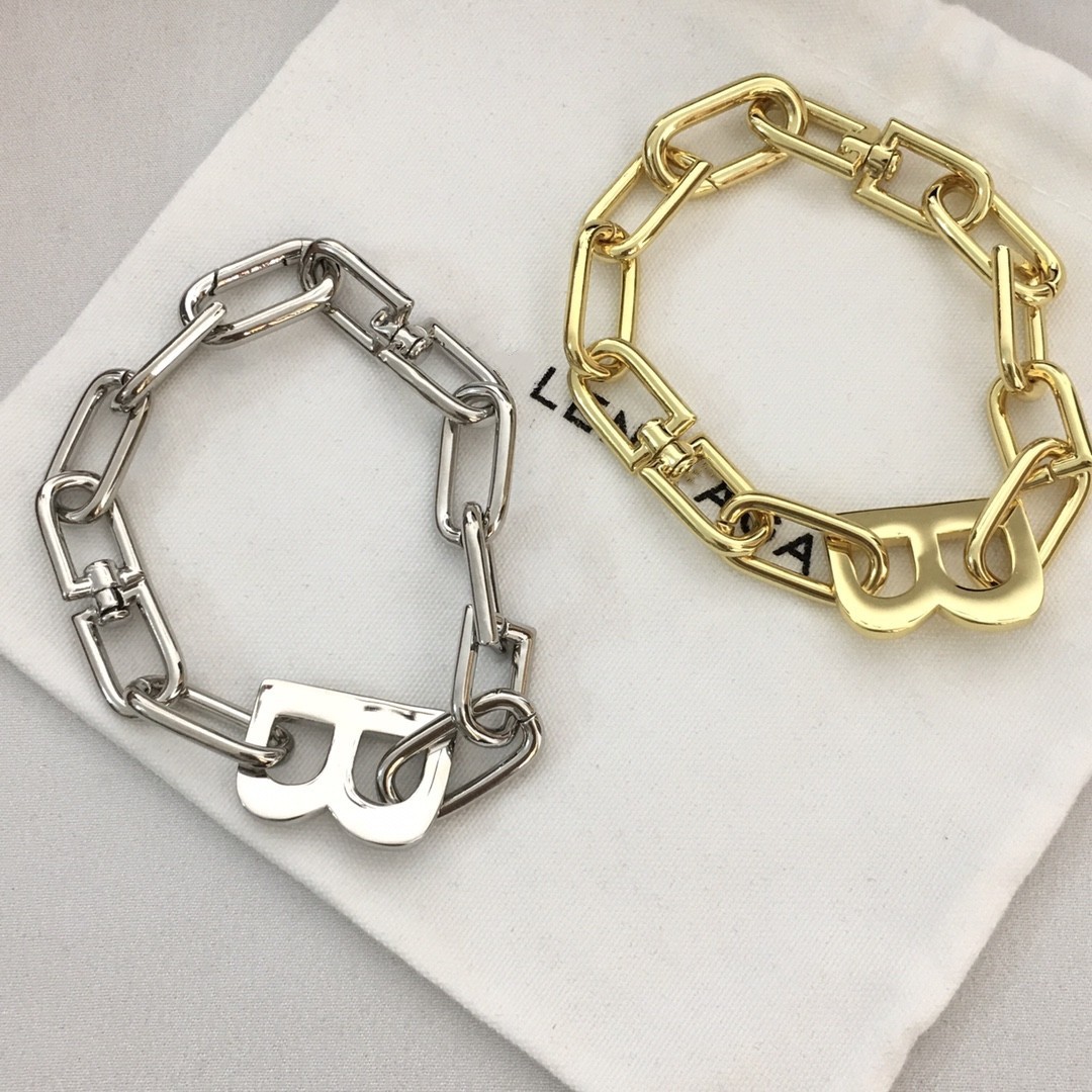 hmqViviiyNSAyin9WuaRt6t4HaNIYu4WkyA8