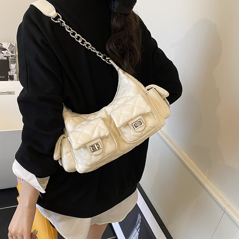 新型菱格刺繍糸小香風バッグ女性2025クロスボーダー大容量斜めショルダーバッグチェーンシングル肩脇下バッグ|undefined