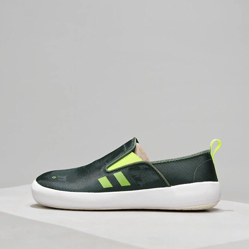 Putian Original Adidas Slip-On Shoes Comfortable Breathable Mesh Loafers Easy to Put on and Take Off Putian Original Adidas Slip-On Shoes Comfortable Breathable Mesh Loafers Easy to Put on and Take Off