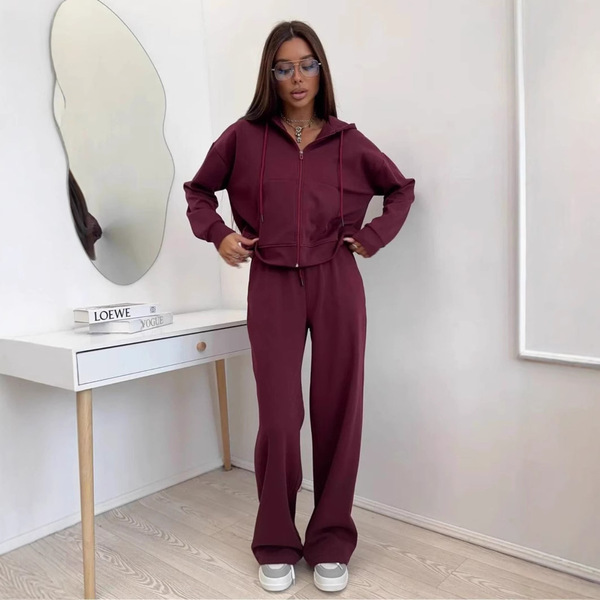 solid color sports suit