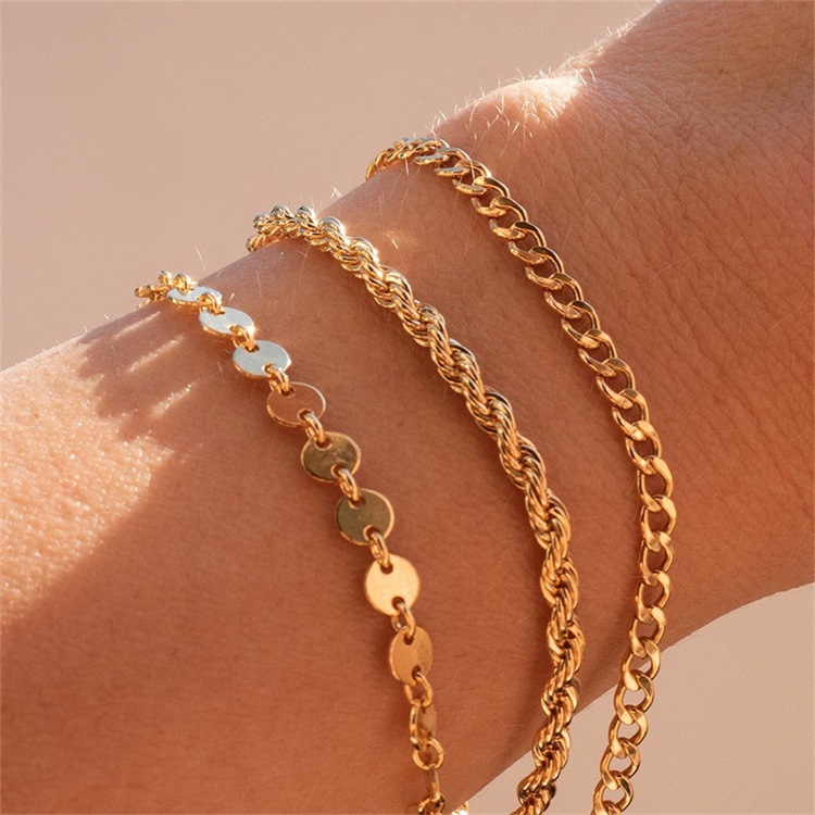 12g Weight PVD Coated Gold Plating Process 14K Real Gold Plated Plating Material PVD Coated Real Gold Plated Spiral Stripe Stainless Steel Waterproof Non Tarnish Bracelets