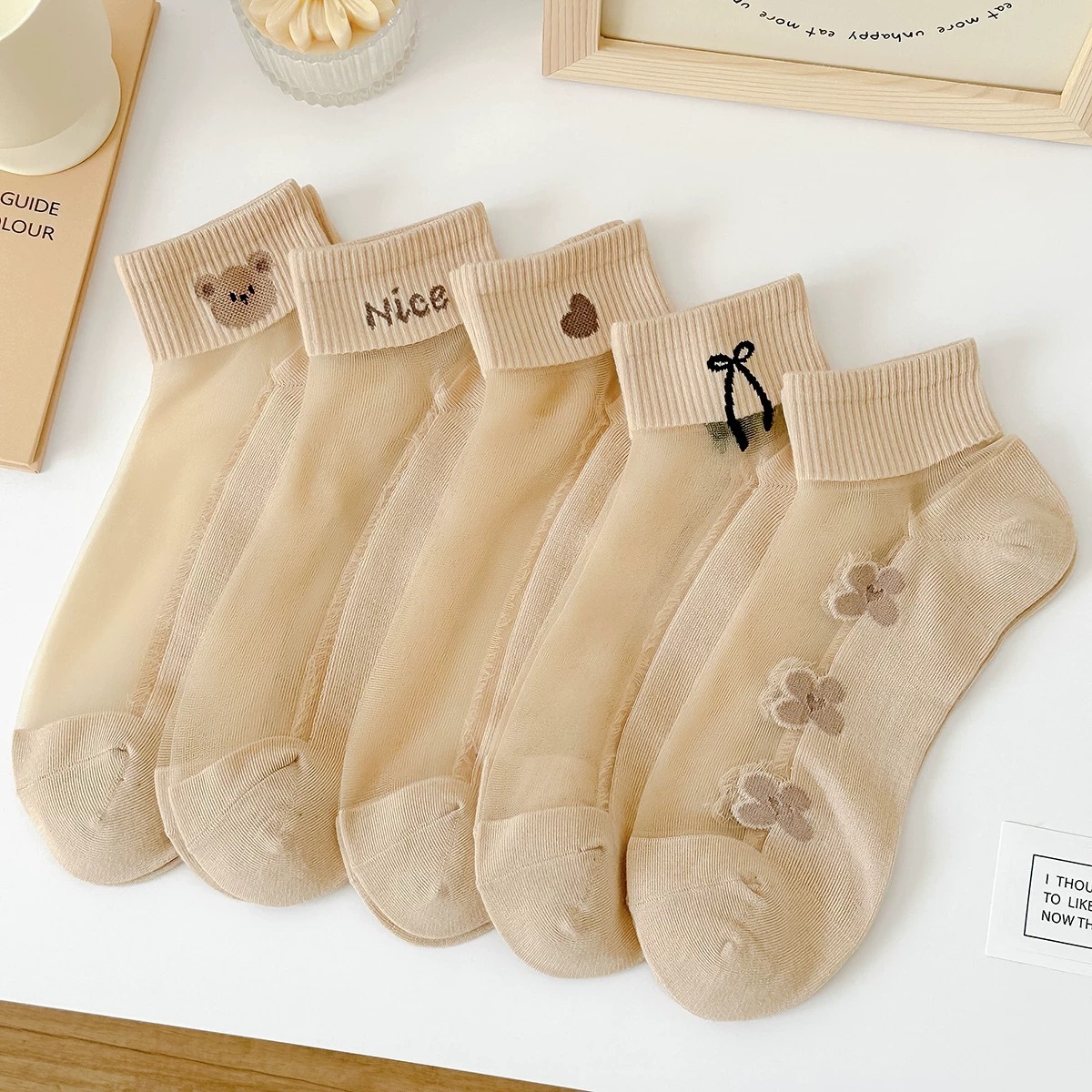 Skin color crystal stockings women's socks summer thin breathable cotton bottom glass silk cartoon bear boat socks Korean sports