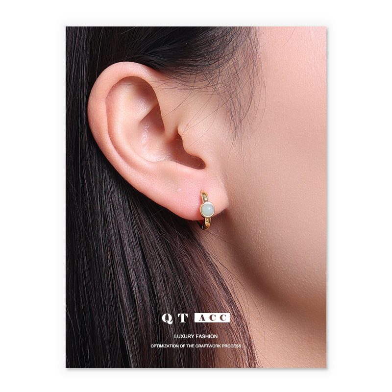 Transfronterizos europeos y estadounidenses ins viento TK venta caliente universal nicho de piedra natural simple primavera y verano pendientes de orejas pequeñas pendientes de orejas mujeres