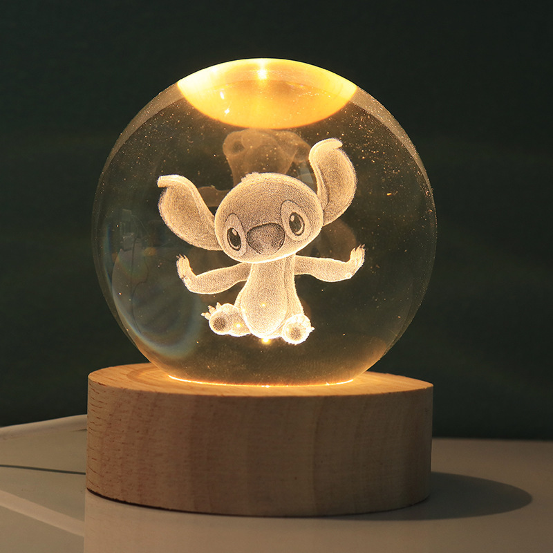 Lámpara decorativa 3D con bola de cristal – figura luminosa de Stitch, regalo creativo y luz nocturna