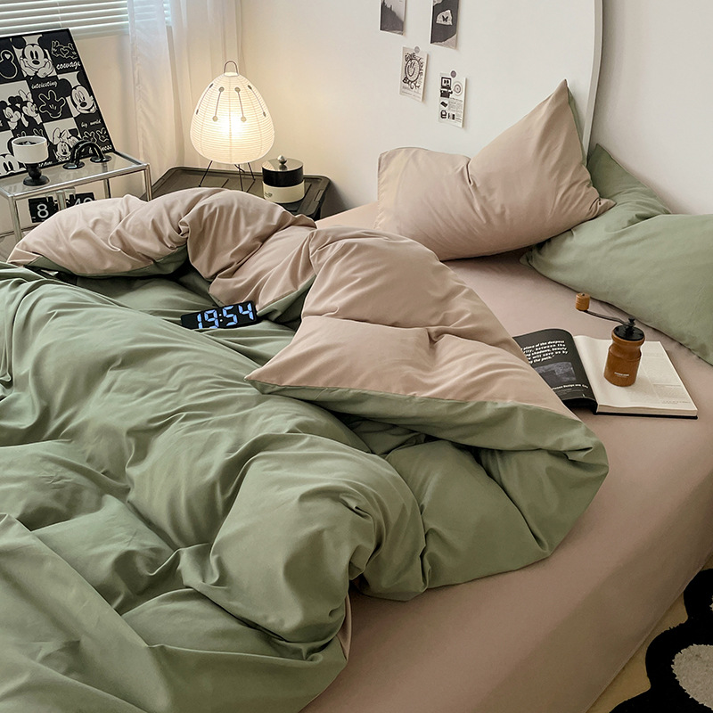 연두 카키