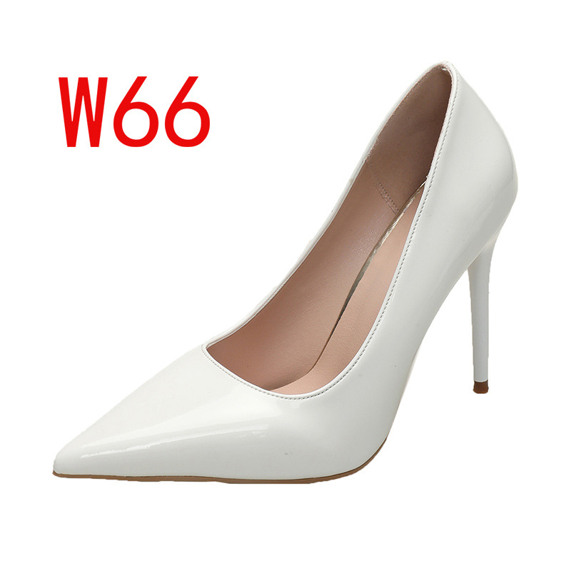 Zapatos de trabajo de tacones negros de otoño de color sólido 2025, tacones delgados, tamaño 41 - 43 temperamento de alto nivel, un pedaleo