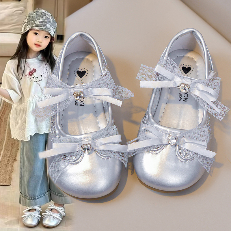 Zapatos casuales de moda para niñas versátiles 2026 verano nuevos zapatos casuales transpirables para niños zapatos de arco Lefour