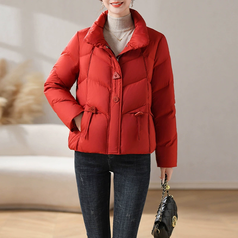 Мама одевается зимний пуховик короткий иностранный темперамент мода 2024 новый средний и пожилой леди осенняя и зимняя одежда куртка