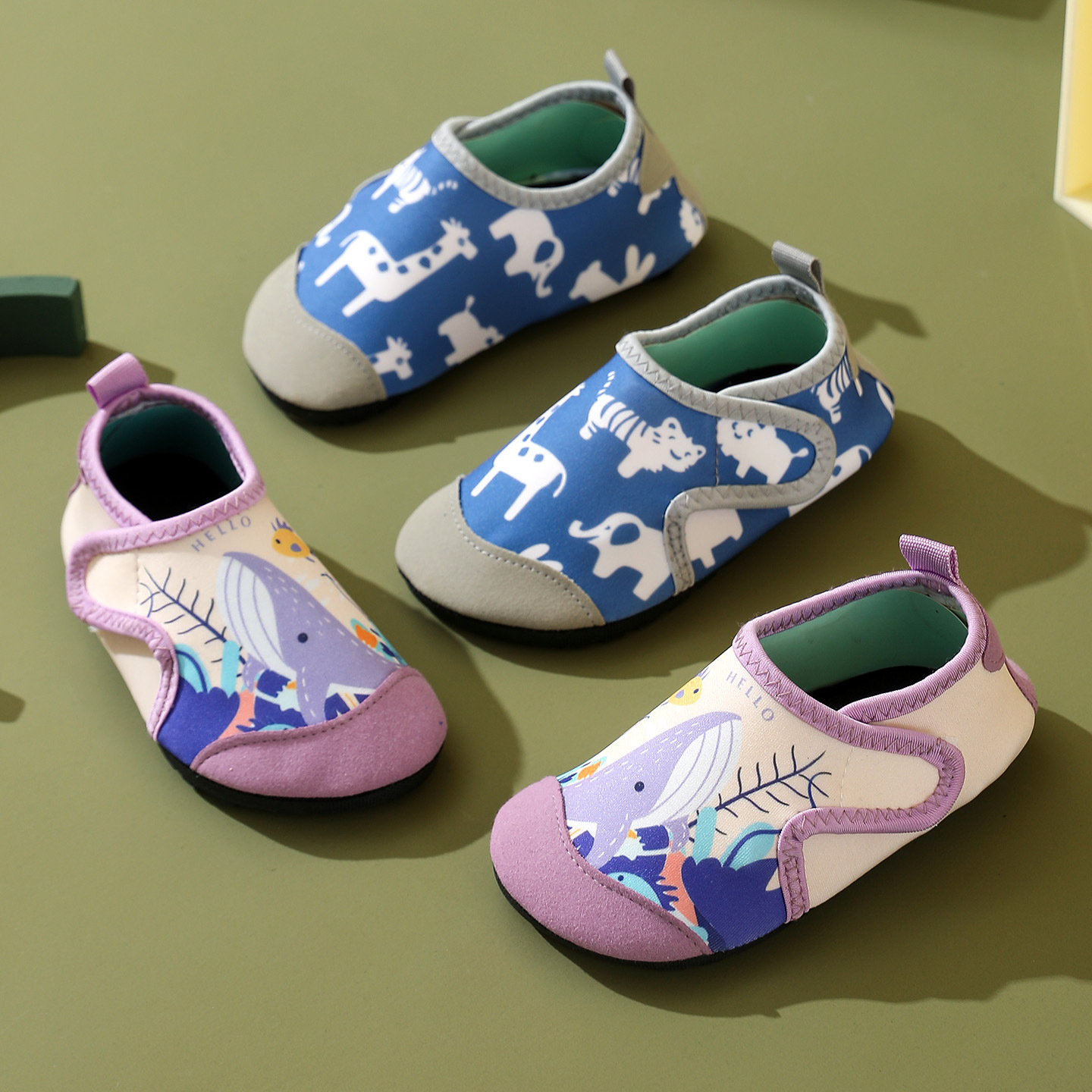 Children's beach shoes, quick-drying water park shoes, baby sandals, non-slip outdoor quick-drying soft shoes, beachcombing shoes and socks