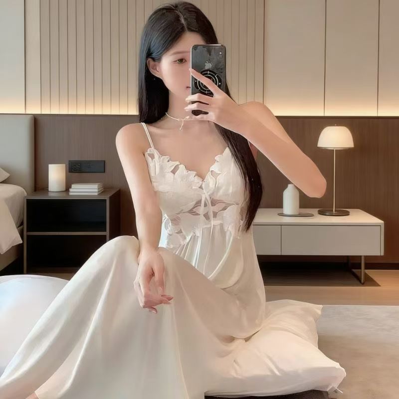 Creamy white (single long skirt)