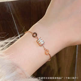 小蛮腰钛钢手链女转运珠手环18K玫瑰金流行手工饰品手镯网红爆款