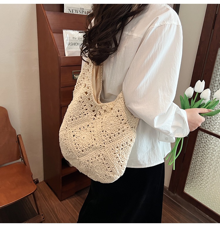 Trendy casual woven bag 2025 New style ins niche artistic straw woven bag Large capacity versatile single-shoulder armpit bag undefined