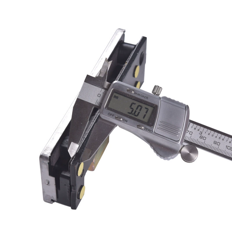 Universal glass door clip, accessories