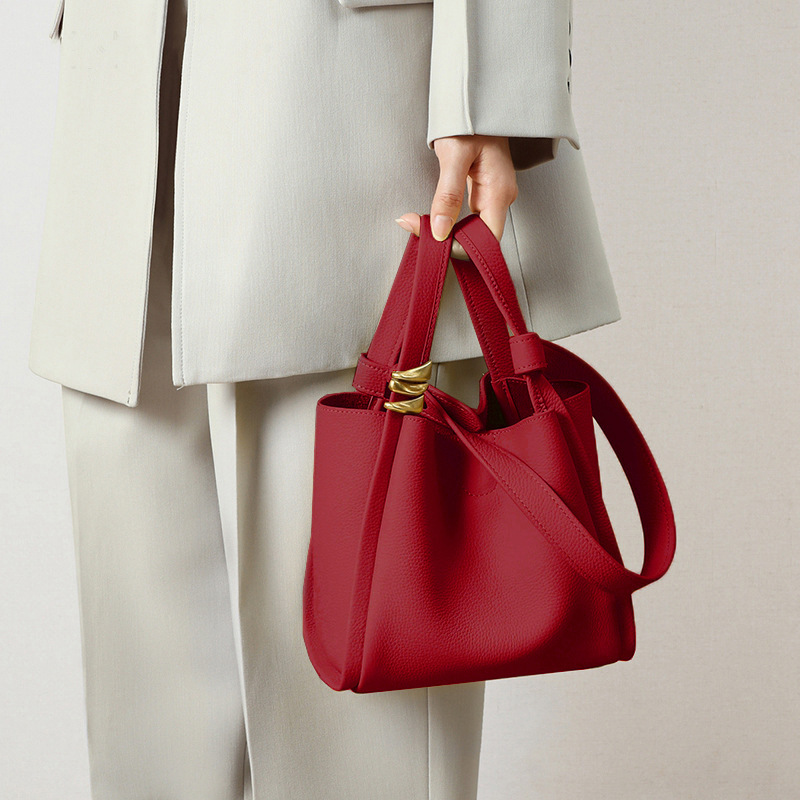 Borsa a tracolla da sposa rossa elegante borsa a secchiello_voghion.com