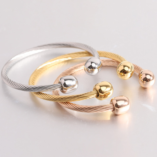 European and American simple C-shaped titanium steel bracelets, retro, versatile cables, fashionable openings, stainless steel women's bracelets wholesale