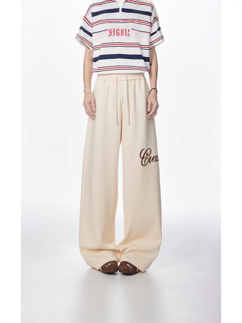 Trousers for leisure