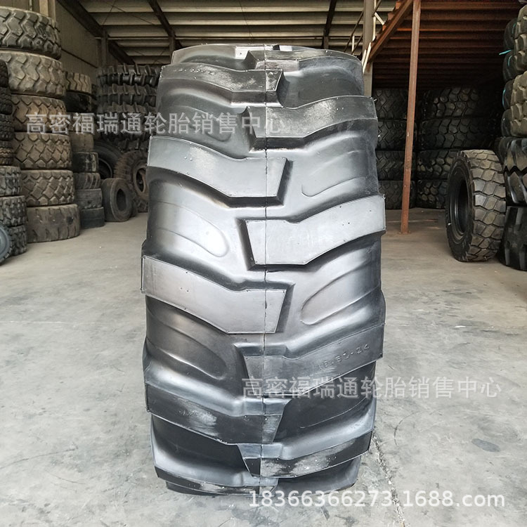 19.5L-24两头忙装载机真空工程机械轮胎 19.5L-24斜交充气轮胎
