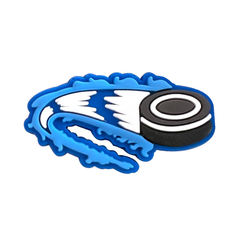 Nuevos zapatos con agujeros de dibujos animados deportivos de hockey sobre hielo, zapatos, zapatos, botones, ropa deportiva, accesorios para sandalias, estilo caliente de Amazon