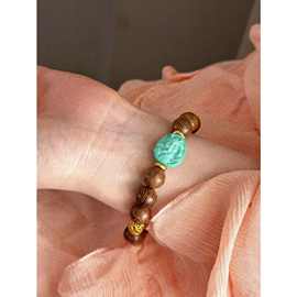 301美菱矿人工绿色甜系美人手串质感轻奢文玩手串鸡叱木串A1-18