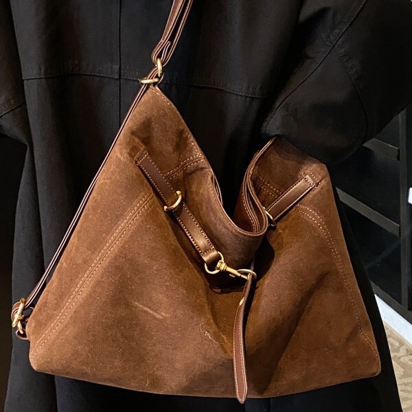 Korean Retro Large-Capacity Frosted Texture Tote Bag for Women 2025 New Fashion Casual Commuter Shoulder Crossbody Bag