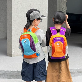 休闲背包;旅行包袋;通用双肩背包