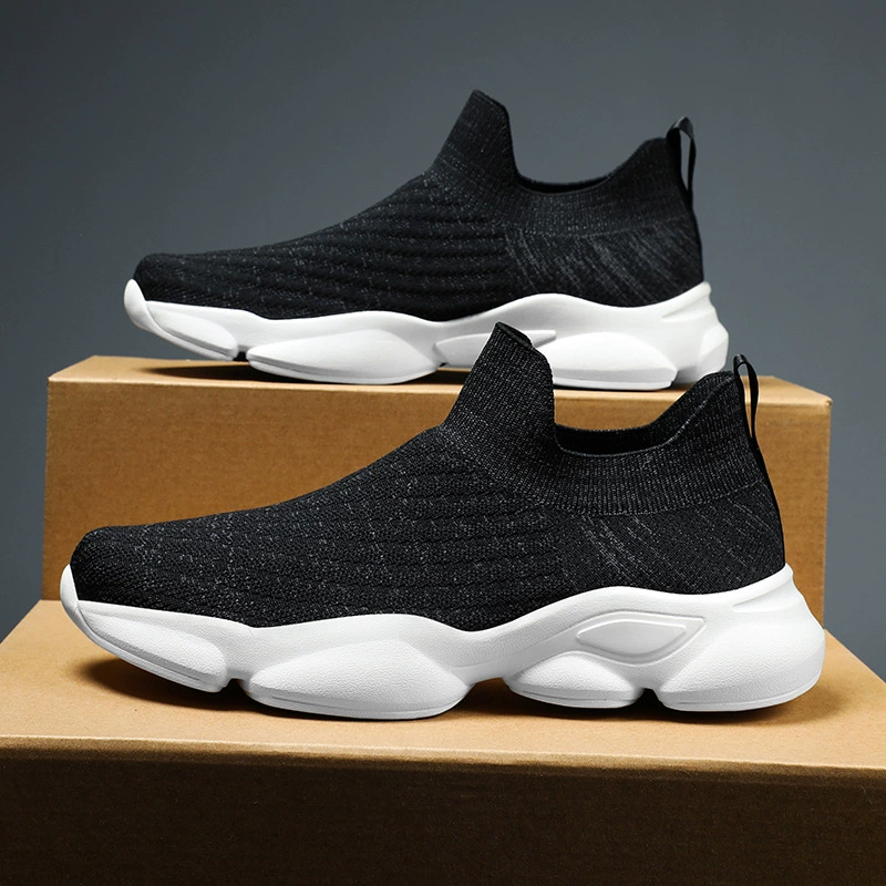 Трансграничная мода больших размеров для мужской обуви увеличивает ленивые носки для пар версия простой повседневной летающей обуви 37-47