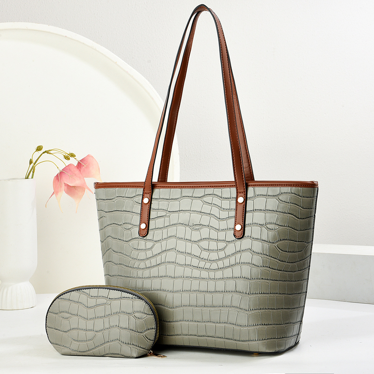 Bolsa retro de gran capacidad de verano 2025, nueva bolsa de hombro simple, bolsa de transporte de moda, bolsa de mochila.