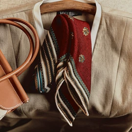 丝巾;围巾;成人帽