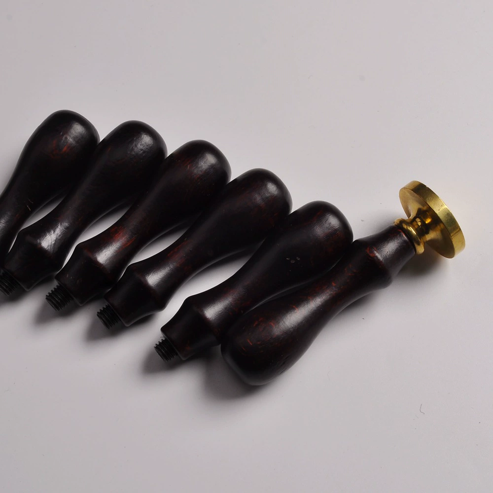 Миша seal? Здесь: Seal, handle, 8mm, 20 gram — переведём как "Плотная крышка/упор?" Hmm. Better interpret: "Seal, handle, 8mm, 20 gram" - возможно детали: уплотнение, ручка, 8 мм, 20 грамм. Перевод: "Уплотнение, рукоять, 8 мм, 20 грамм"