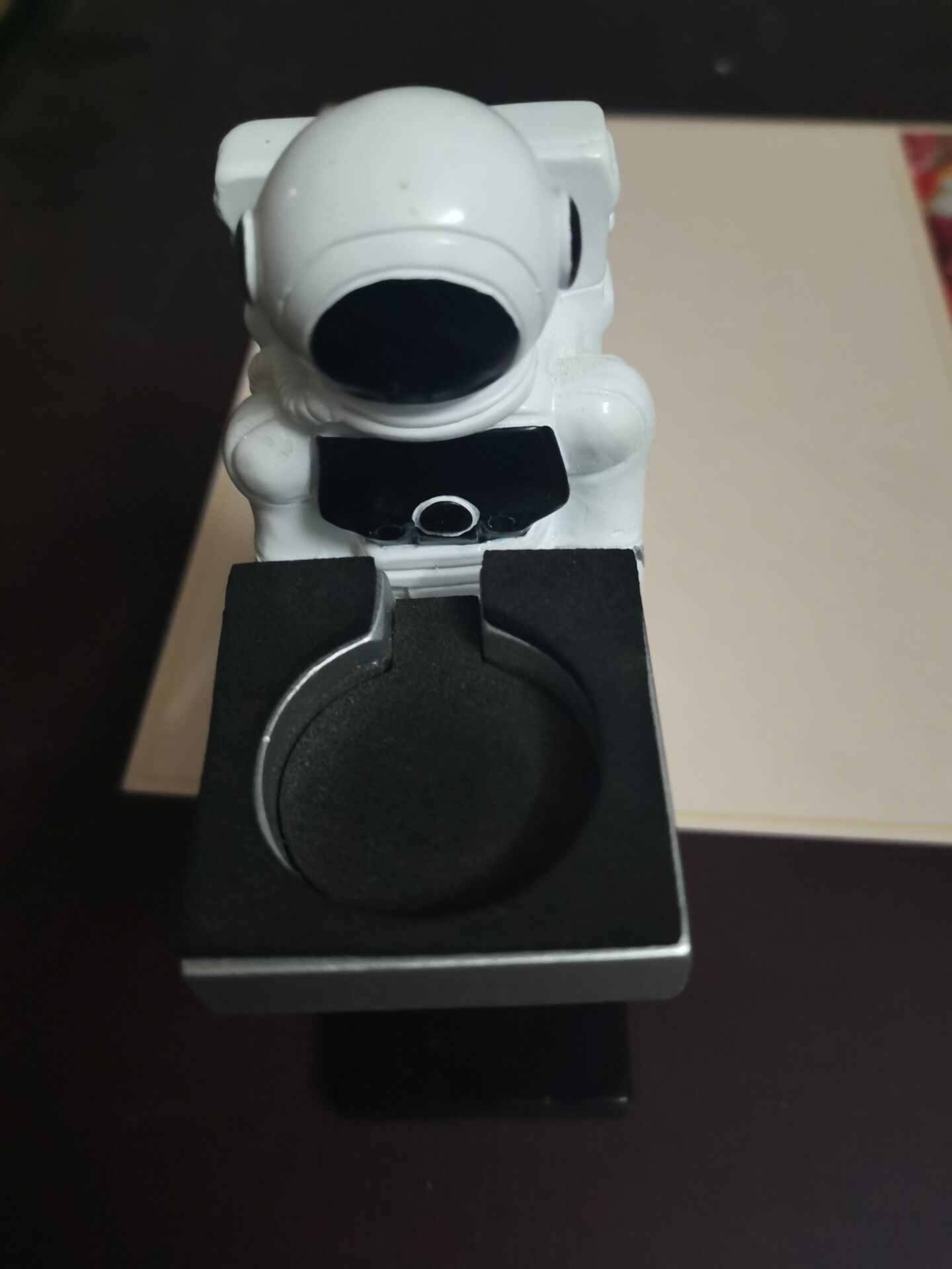 Apple carga robot macho