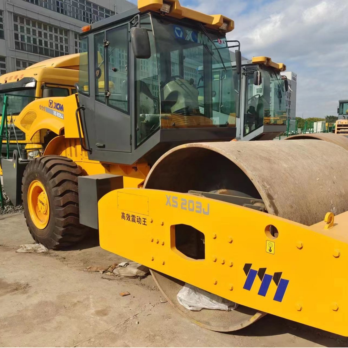 XCMG XS223JE (22T) 26T Yiwu usado rodillo de acero único 22 toneladas rodillo XS202J XS225