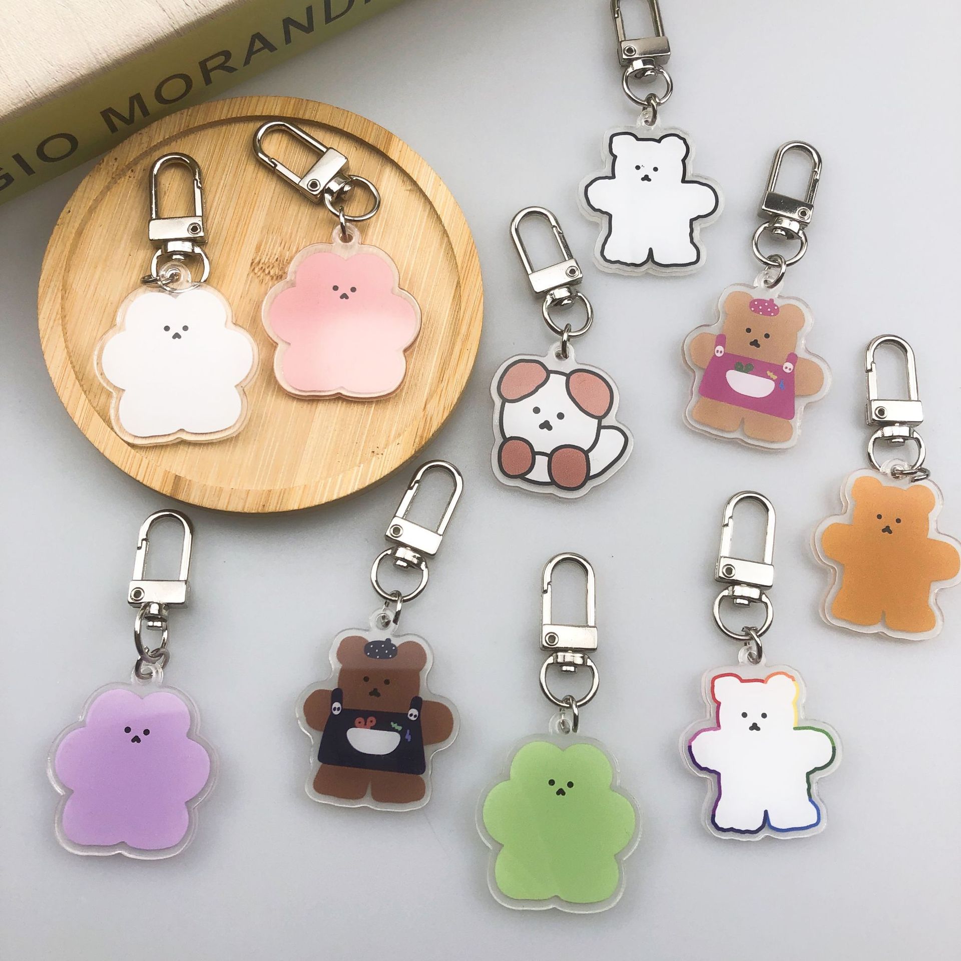 Bear-Shaped AirPods Earphone Case, Backpack Pendant, Acrylic Keychain, Cute and Portable