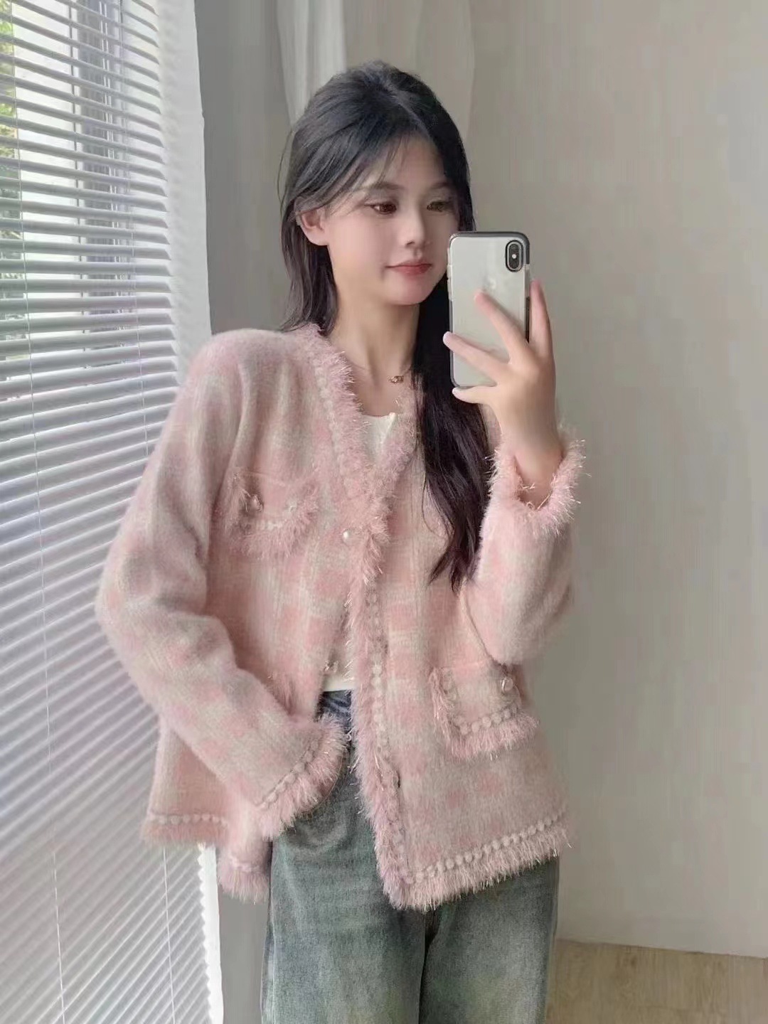 Otoño y invierno nuevo estilo francés dulce pequeño viento fragrante cardigan de punto de mujer imitación de bordillo de la camisa suave abrigo suelto chic image 8