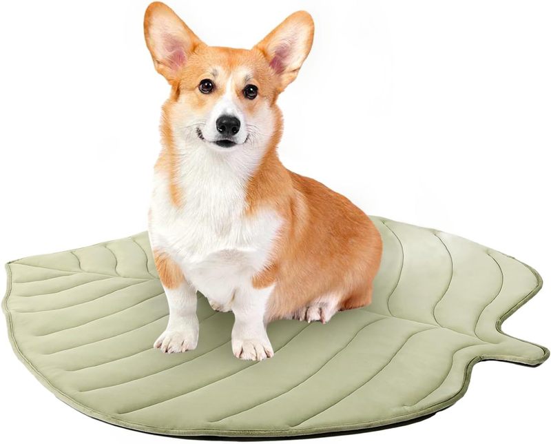 ペット冷却マット葉の形洗える滑り止め夏ペットマット耐久性のある綿軽量ペット用品|undefined