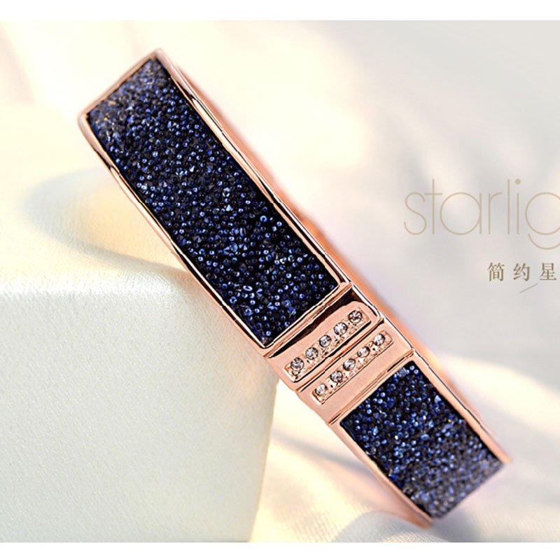 ŷʱгɫˮLOVEĸŮԸ߼Ʒ