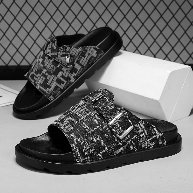 Slippers 2026 New Summer Outdoor Thick-Soled Comfortable Men's Casual Versatile Slide Sandals_vogvips.com