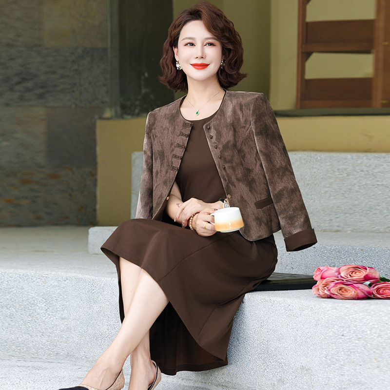中年の女性のファッションの秋のスーツの中で長いスカートのお母さんの秋の服装の気質のワンピースの2つのセットの洋風のカジュアルなスカート|undefined