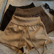 复古时髦驼色抽绳休闲短款女春秋冬2025新款小个子高腰直筒短裤潮