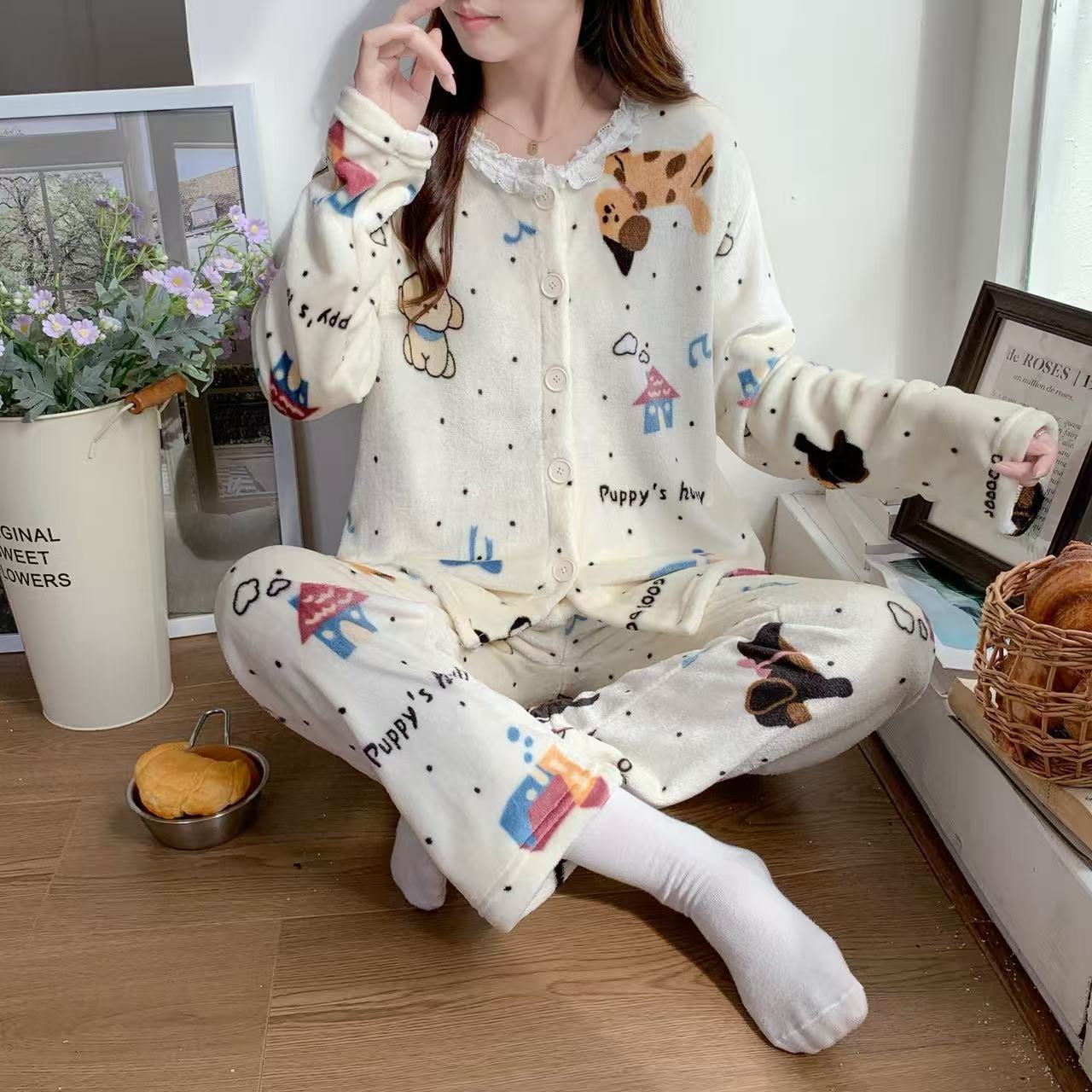 Transfronterizo al por mayor ropa de vestir para el hogar pijama mujer dulce flanel encaje otoño invierno cálido cardigán caricatura oso dulce