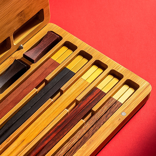 Home Redwood Chopsticks Set for Business Gifts, Moving Gift, Chinese Engraved Handkerchief